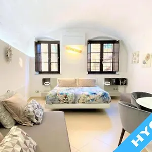 https://violante-central-apartment-in-siena.it-tuscanyhotel.com